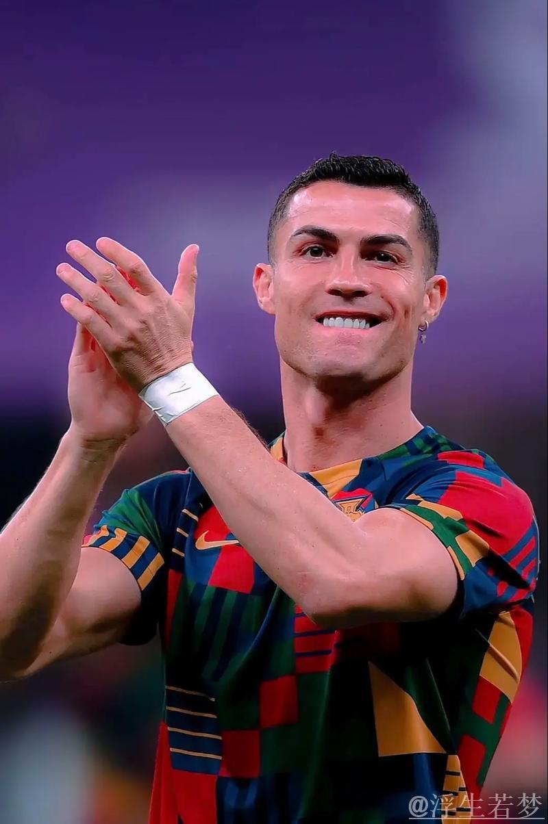 走进克里斯蒂亚诺·罗纳尔多的精彩无球跑位！